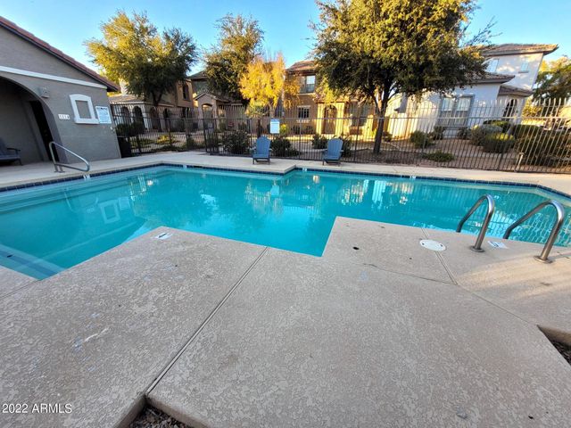 1930 E HARRISON Street, Gilbert, AZ 85295