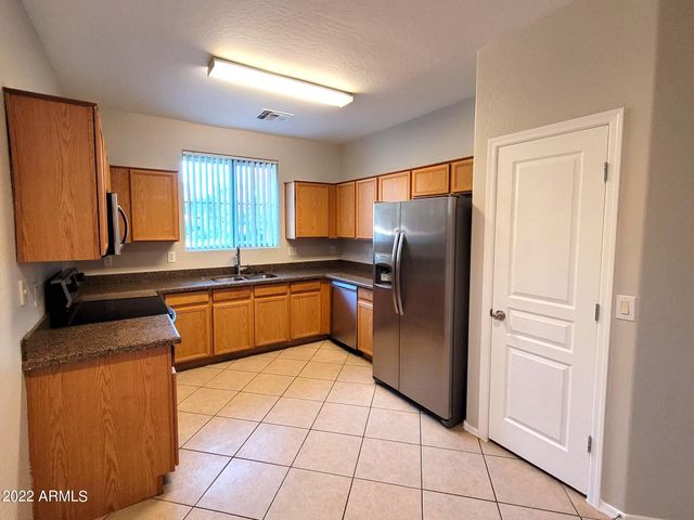 1930 E HARRISON Street, Gilbert, AZ 85295