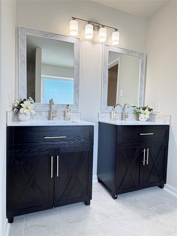 3637 Pecan Crossing Lane, La Porte, TX 77571