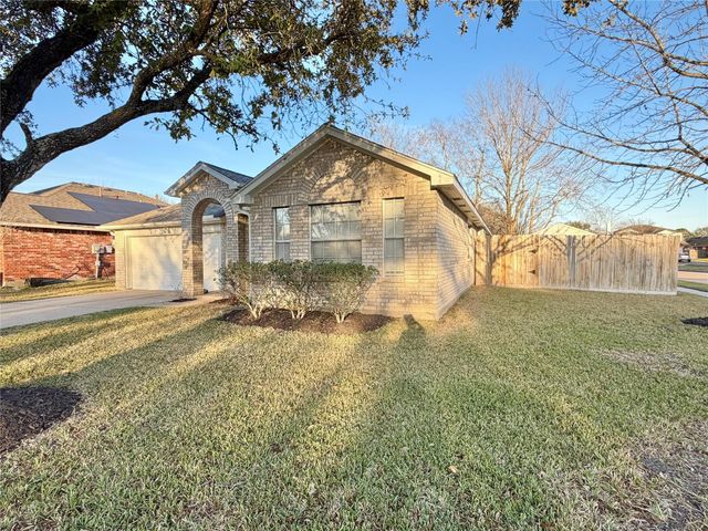 3637 Pecan Crossing Lane, La Porte, TX 77571