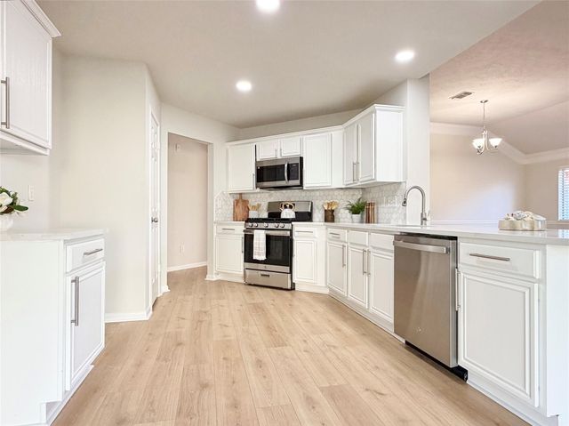 3637 Pecan Crossing Lane, La Porte, TX 77571