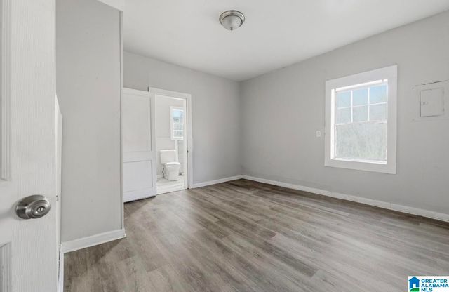 320 OLD PINE HILL ROAD, Birmingham, AL 35217