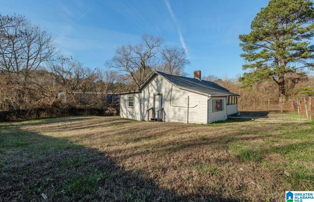 320 OLD PINE HILL ROAD, Birmingham, AL 35217
