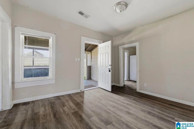 320 OLD PINE HILL ROAD, Birmingham, AL 35217