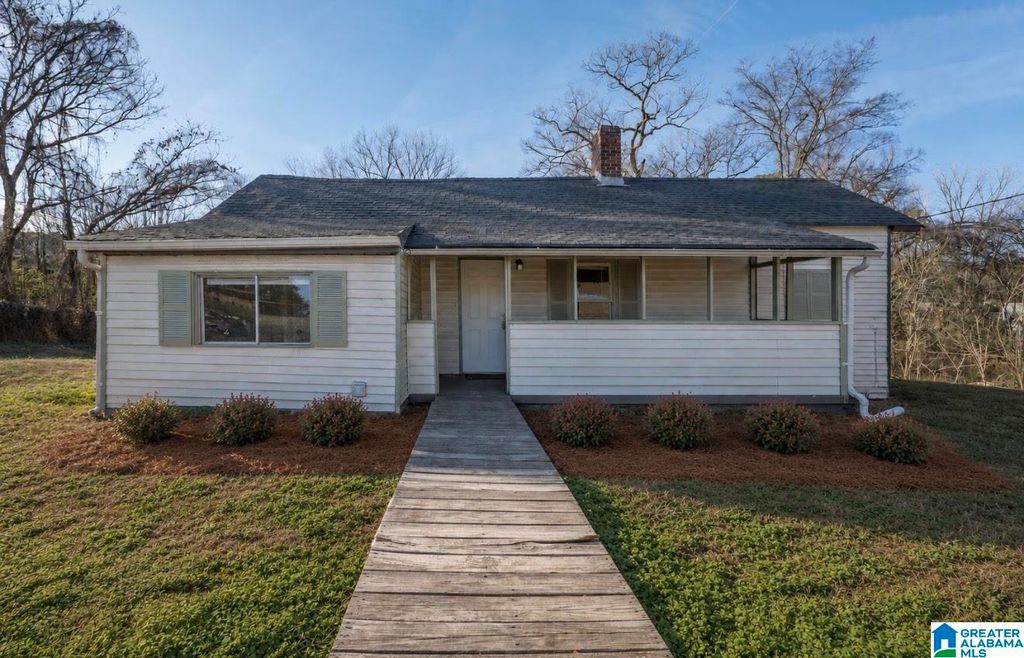 320 OLD PINE HILL ROAD, Birmingham, AL 35217