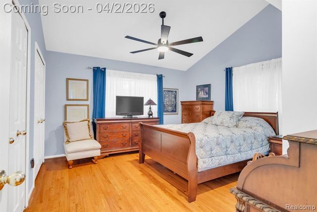 1300 Clearview Street 15, Waterford, MI 48327