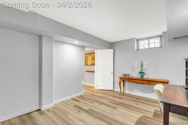 1300 Clearview Street 15, Waterford, MI 48327