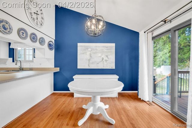 1300 Clearview Street 15, Waterford, MI 48327