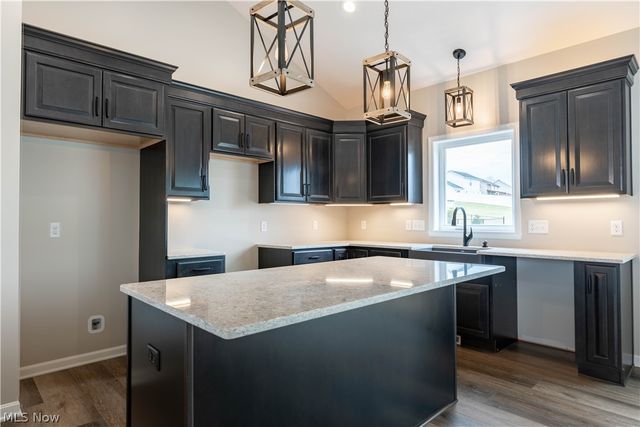 4691 Stevie Avenue SW, Massillon, OH 44646