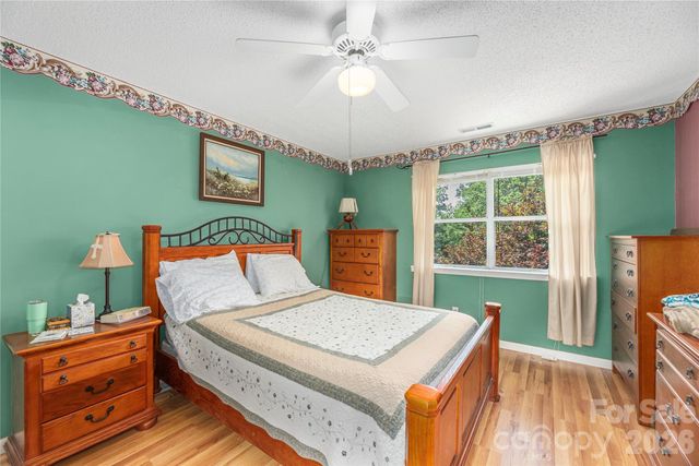 5 Summer Savory Court, Flat Rock, NC 28731