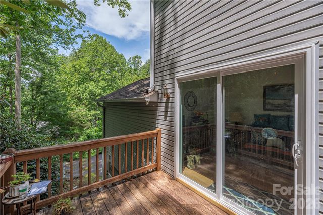 5 Summer Savory Court, Flat Rock, NC 28731