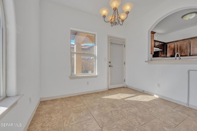 1093 CHRIS FORBES Circle, Socorro, TX 79927