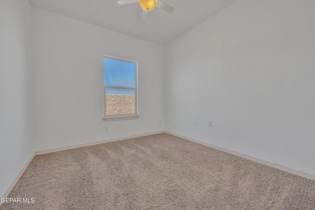 1093 CHRIS FORBES Circle, Socorro, TX 79927