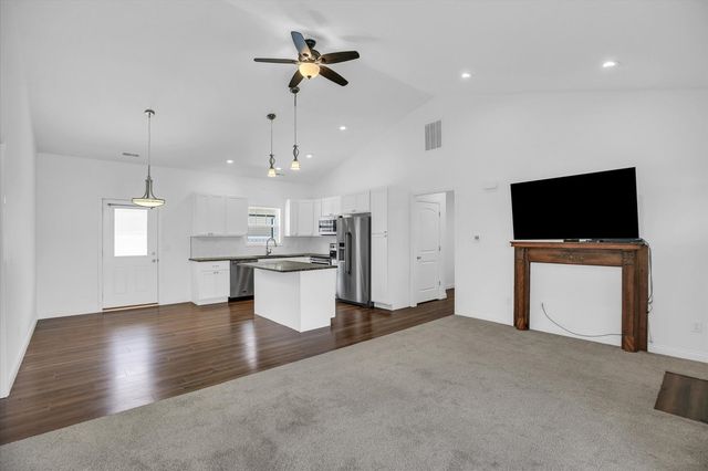 3405 Memory Lane, Urbana, IL 61802