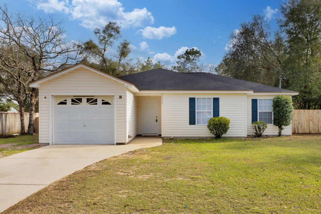 4803 Young Road, Crestview, FL 32539
