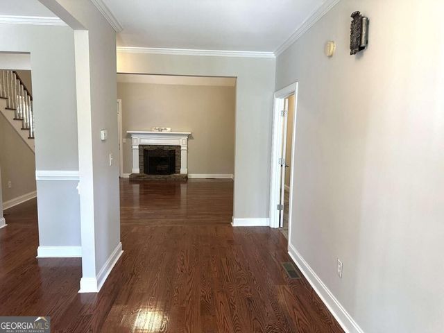 47 Stone Gate Drive NW, Cartersville, GA 30120