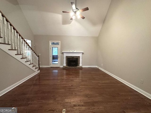 47 Stone Gate Drive NW, Cartersville, GA 30120