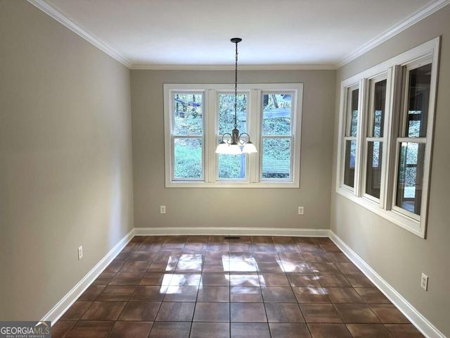 47 Stone Gate Drive NW, Cartersville, GA 30120