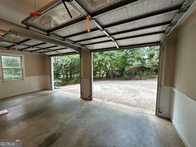 47 Stone Gate Drive NW, Cartersville, GA 30120