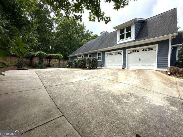 47 Stone Gate Drive NW, Cartersville, GA 30120
