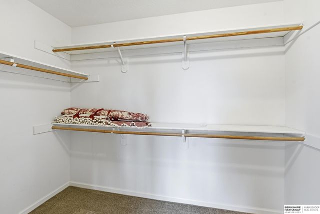 5516 N 139th Avenue, Omaha, NE 68164