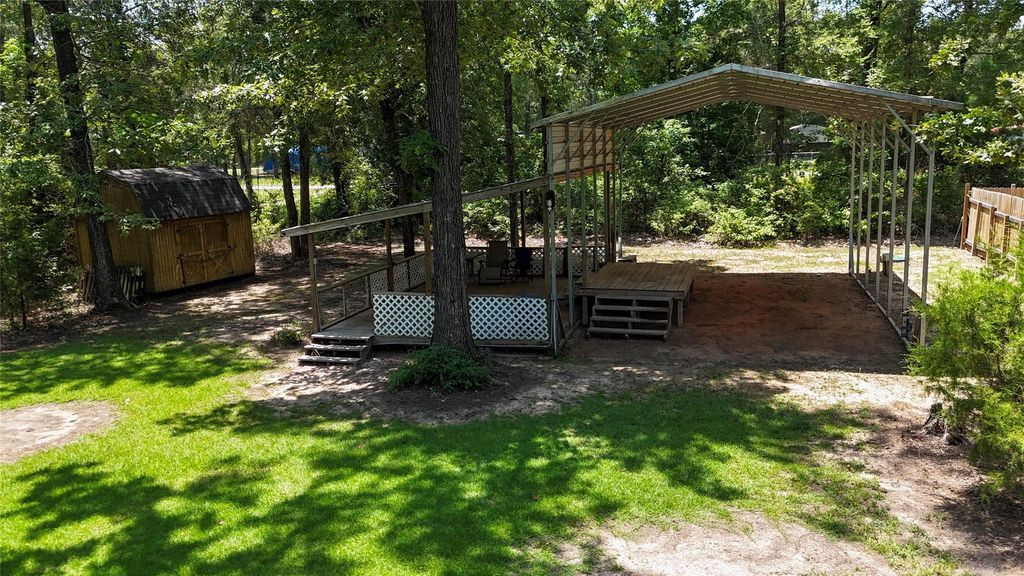 1101 Hidden Oaks Drive, Point Blank, TX 77364