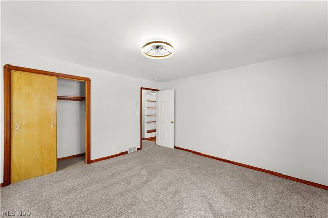 7915 Renwood Drive, Parma, OH 44129