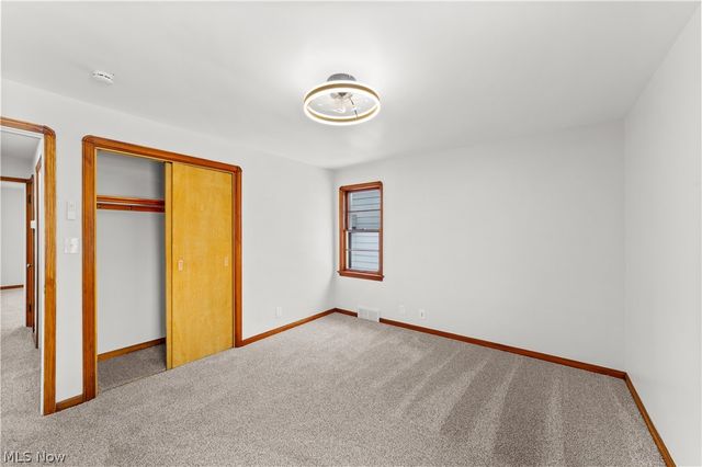 7915 Renwood Drive, Parma, OH 44129