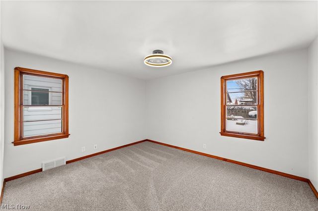 7915 Renwood Drive, Parma, OH 44129