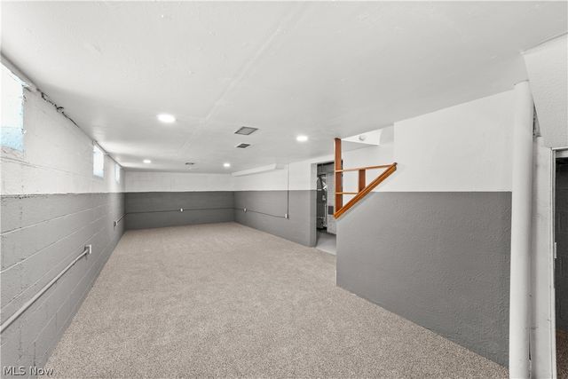 7915 Renwood Drive, Parma, OH 44129