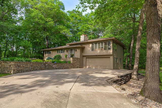 16975 Douglas Avenue, Faribault, MN 55021