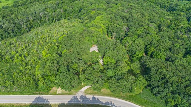 16975 Douglas Avenue, Faribault, MN 55021