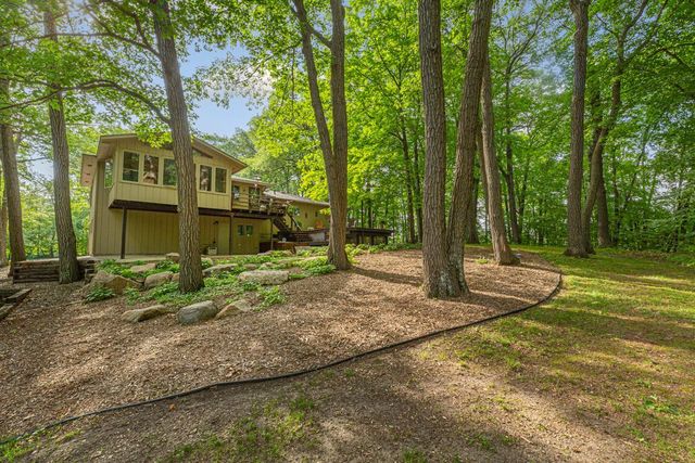 16975 Douglas Avenue, Faribault, MN 55021