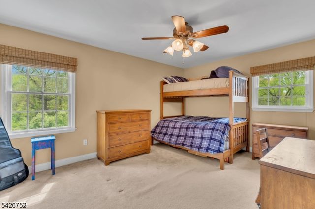 617 Van Liew Ct, Hillsborough Twp., NJ 08844