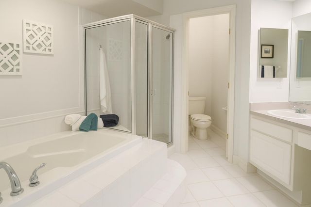 13606 EAGLES WALK DRIVE, Clearwater, FL 33762