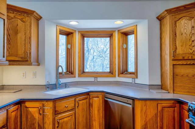 1012 Maple Ridge Court NW, Bemidji, MN 56601
