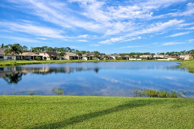 1907 BOTTLEBRUSH WAY, North Port, FL 34289