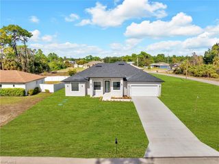 459 Windsor AVE S, Lehigh Acres, FL 33974