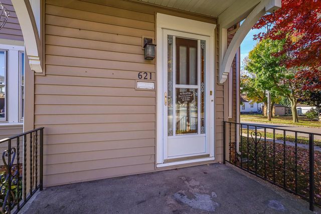621 Marshall STREET, Manitowoc, WI 54220