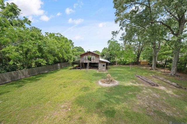 17022 Sumter Dr, Prairieville, LA 70769