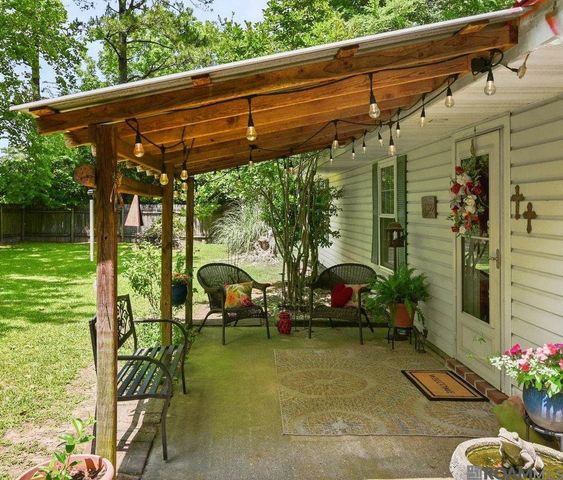 17022 Sumter Dr, Prairieville, LA 70769