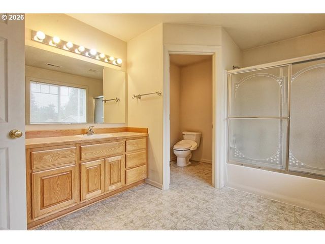 2215 Ne 96TH Way, Vancouver, WA 98665