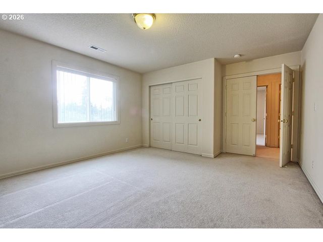 2215 Ne 96TH Way, Vancouver, WA 98665