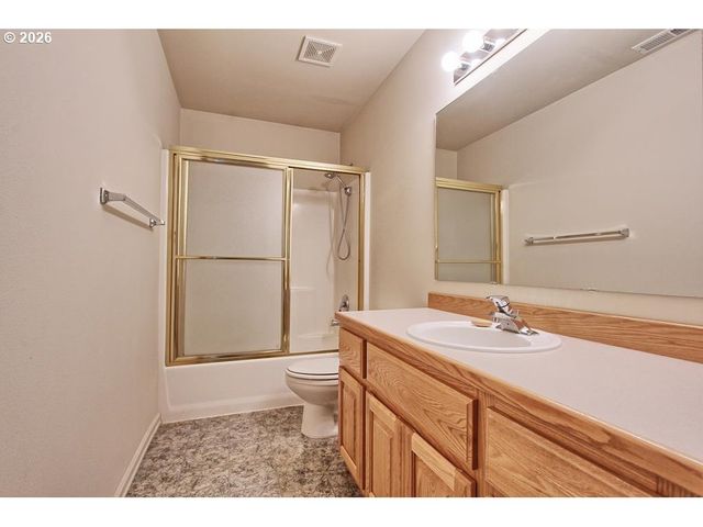 2215 Ne 96TH Way, Vancouver, WA 98665