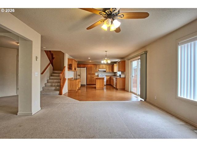 2215 Ne 96TH Way, Vancouver, WA 98665