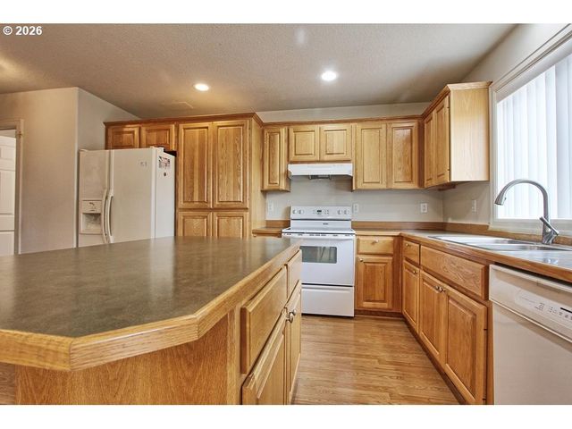 2215 Ne 96TH Way, Vancouver, WA 98665