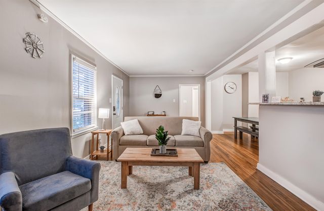 4850 FLAMINGO RD, Memphis, TN 38117