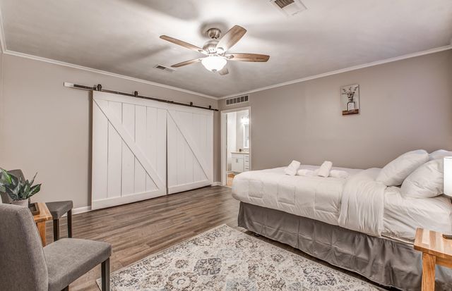 4850 FLAMINGO RD, Memphis, TN 38117