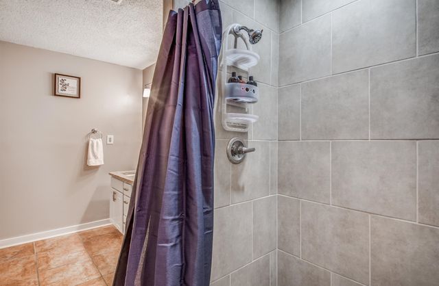 4850 FLAMINGO RD, Memphis, TN 38117