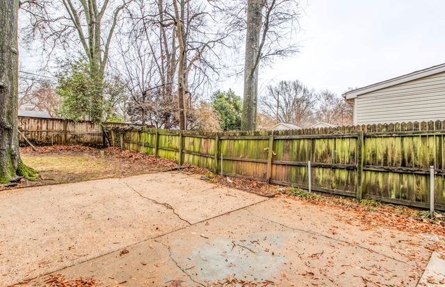 4850 FLAMINGO RD, Memphis, TN 38117